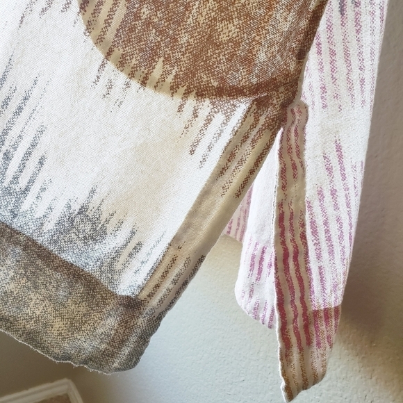 SOFT SURROUNDINGS Printed Tunic Cardigan Metallic Gold Trim One Size - Picture 4 of 6